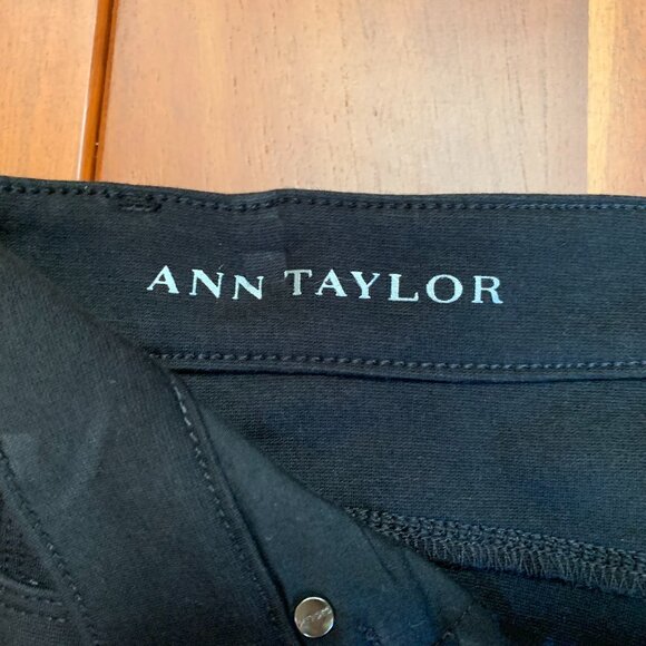Ann Taylor Jet Black "Pajama Fabric (Stretchy) Jeans" Womens Size 6 - Picture 7 of 9
